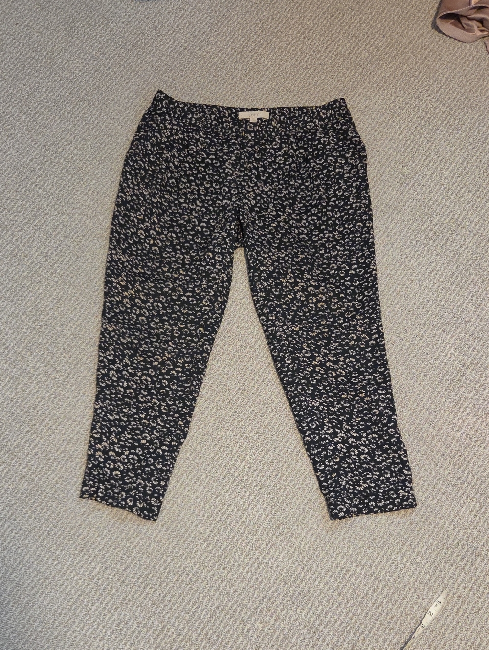 Black Floral Print Cropped Pants